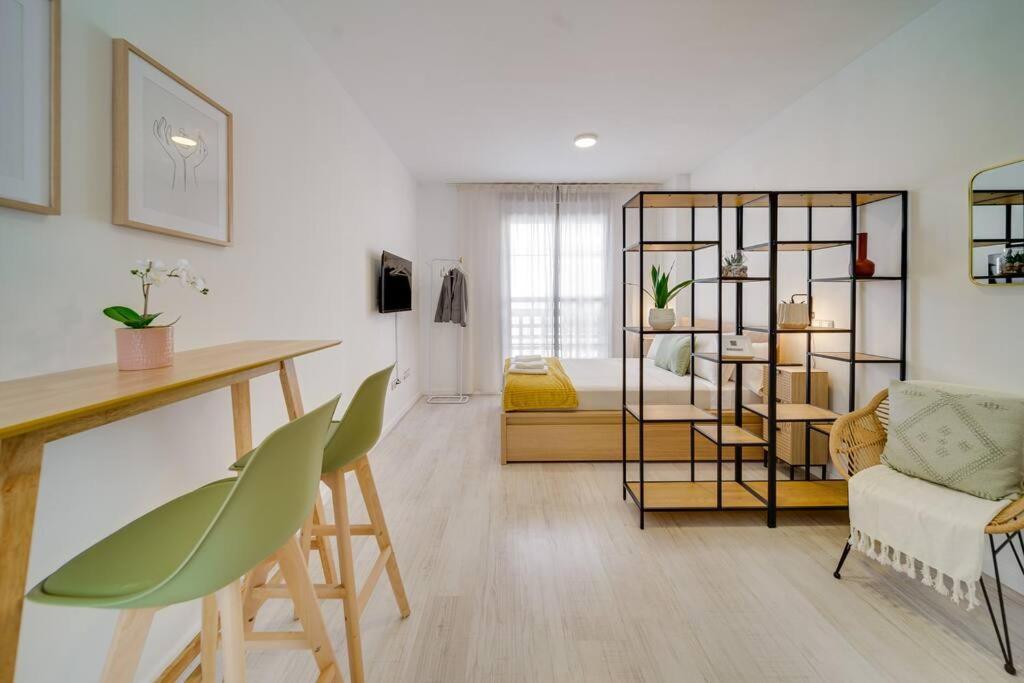 Sophisticated Studio In The Center Of Málaga Exteriör bild